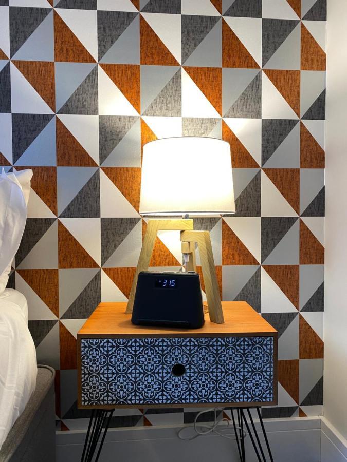 Апартаменты Beautifully Furnished 1 Bed Town Centre Борнмут